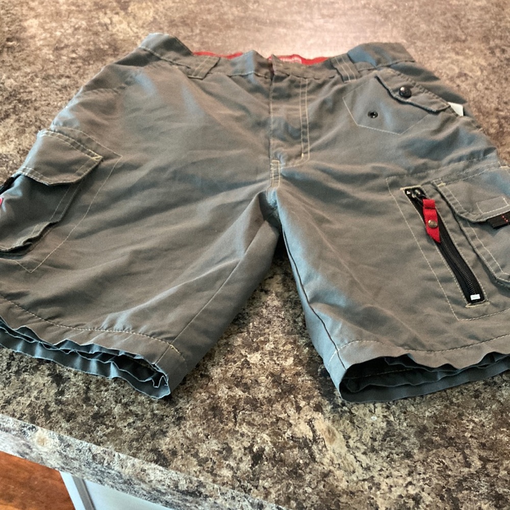 OTB size 10 cargo shorts